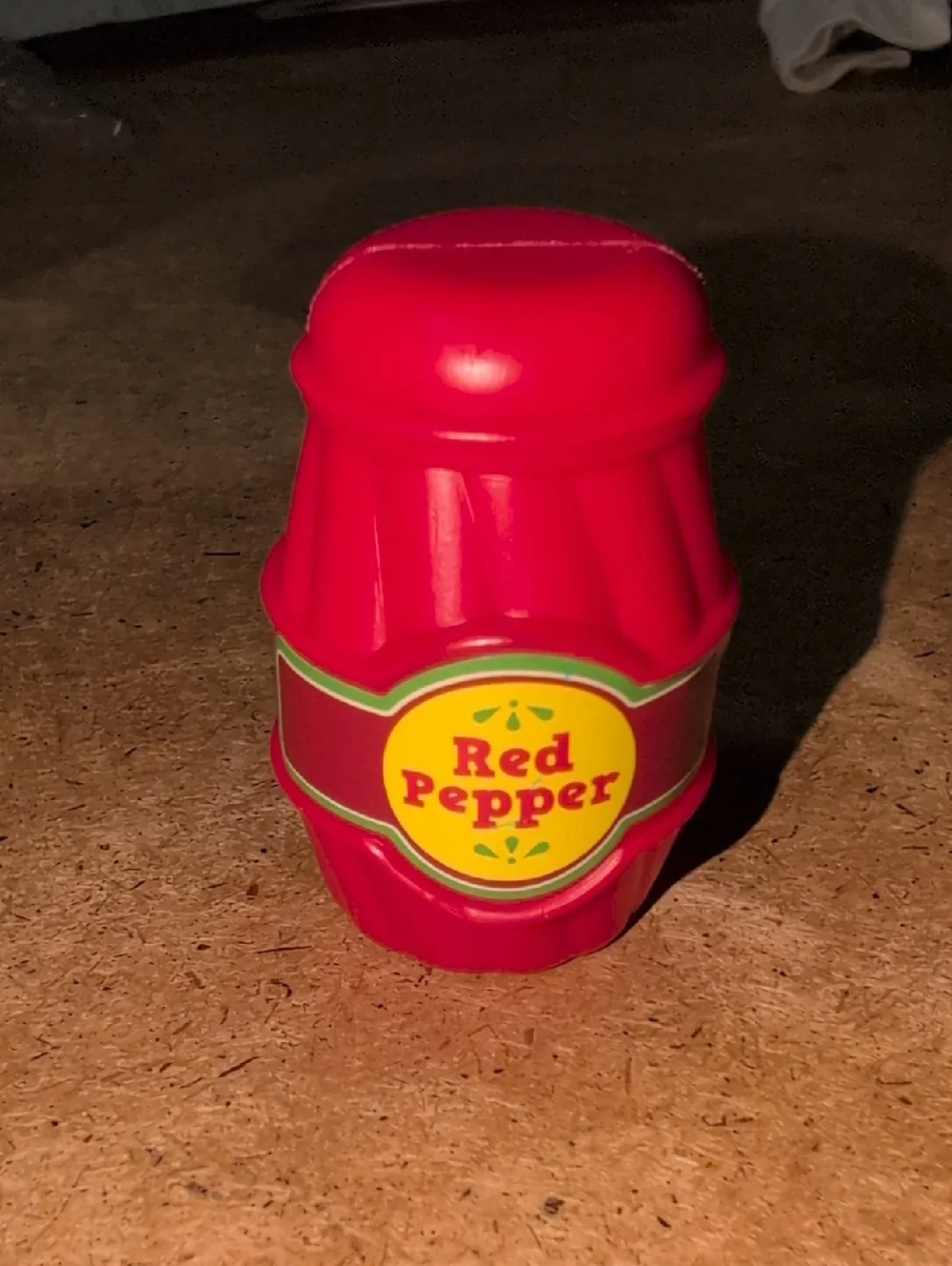❤️🔥10/$10❤️🔥 Mini Plastic Red Pepper Spice Shaker Toy
